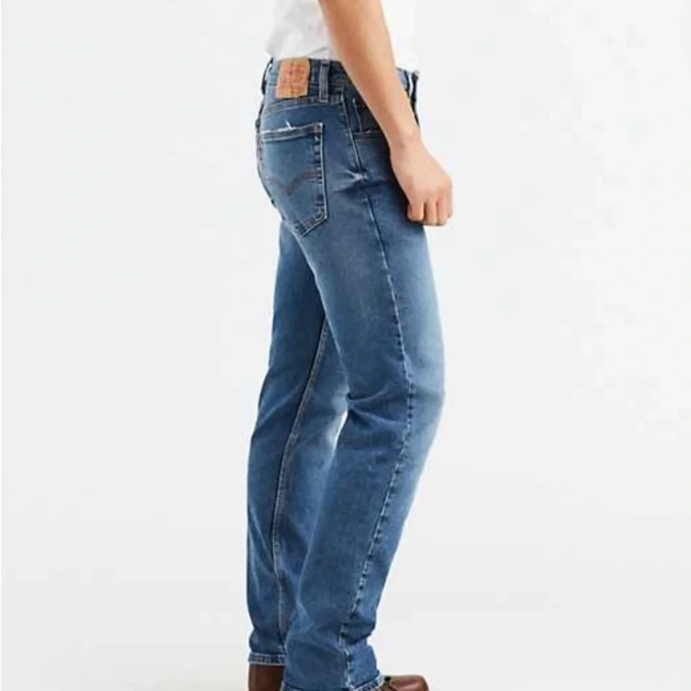 Levi’s 505 men’s denim‎ straight leg jeans, 33/30